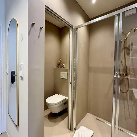 Sissis Paradies Mit Balkon & Flussblick- Alpenzeit Im Zentrum Mit Parkplatz Bad Aussee