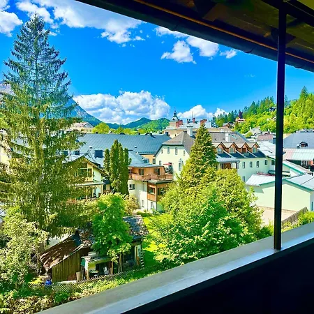 Appartamento Sissis Paradies Mit Balkon & Flussblick- Alpenzeit Im Zentrum Mit Parkplatz Bad Aussee