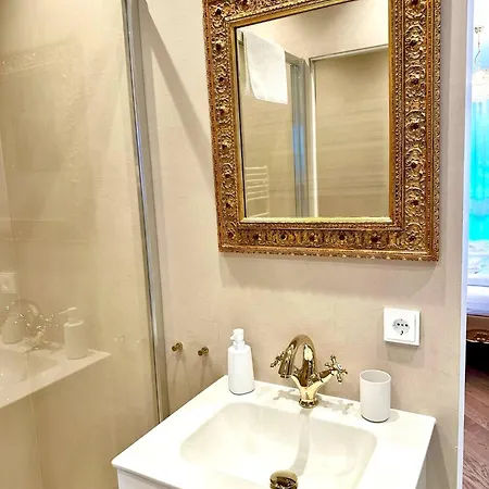 Sissis Paradies Mit Balkon & Flussblick- Alpenzeit Im Zentrum Mit Parkplatz * Bad Aussee