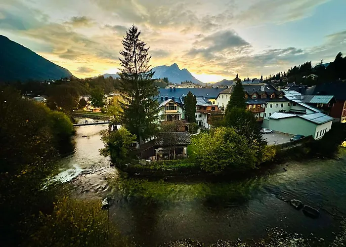 Sissis Paradies Mit Balkon & Flussblick- Alpenzeit Im Zentrum Mit Parkplatz Appartement *