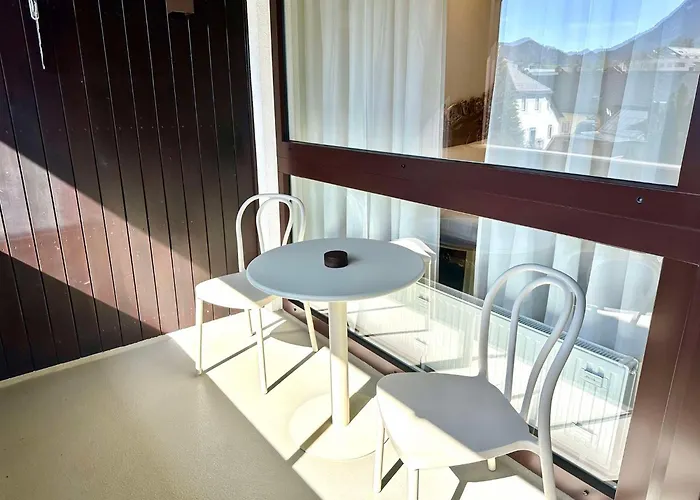 Sissis Paradies Mit Balkon & Flussblick- Alpenzeit Im Zentrum Mit Parkplatz Appartement Bad Aussee