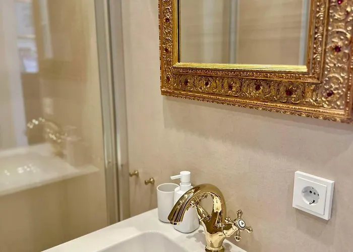 Appartement Sissis Paradies Mit Balkon & Flussblick- Alpenzeit Im Zentrum Mit Parkplatz *